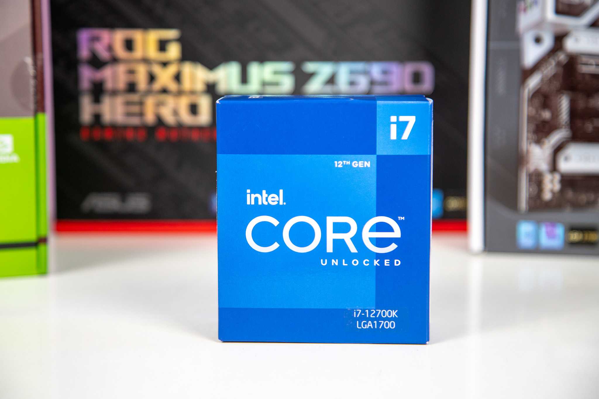 CPU Intel Core i7-12700K  - 2